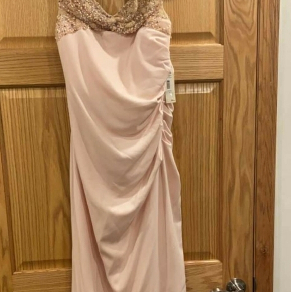 Badgley Mischka Column Gown Dress - Picture 15 of 16